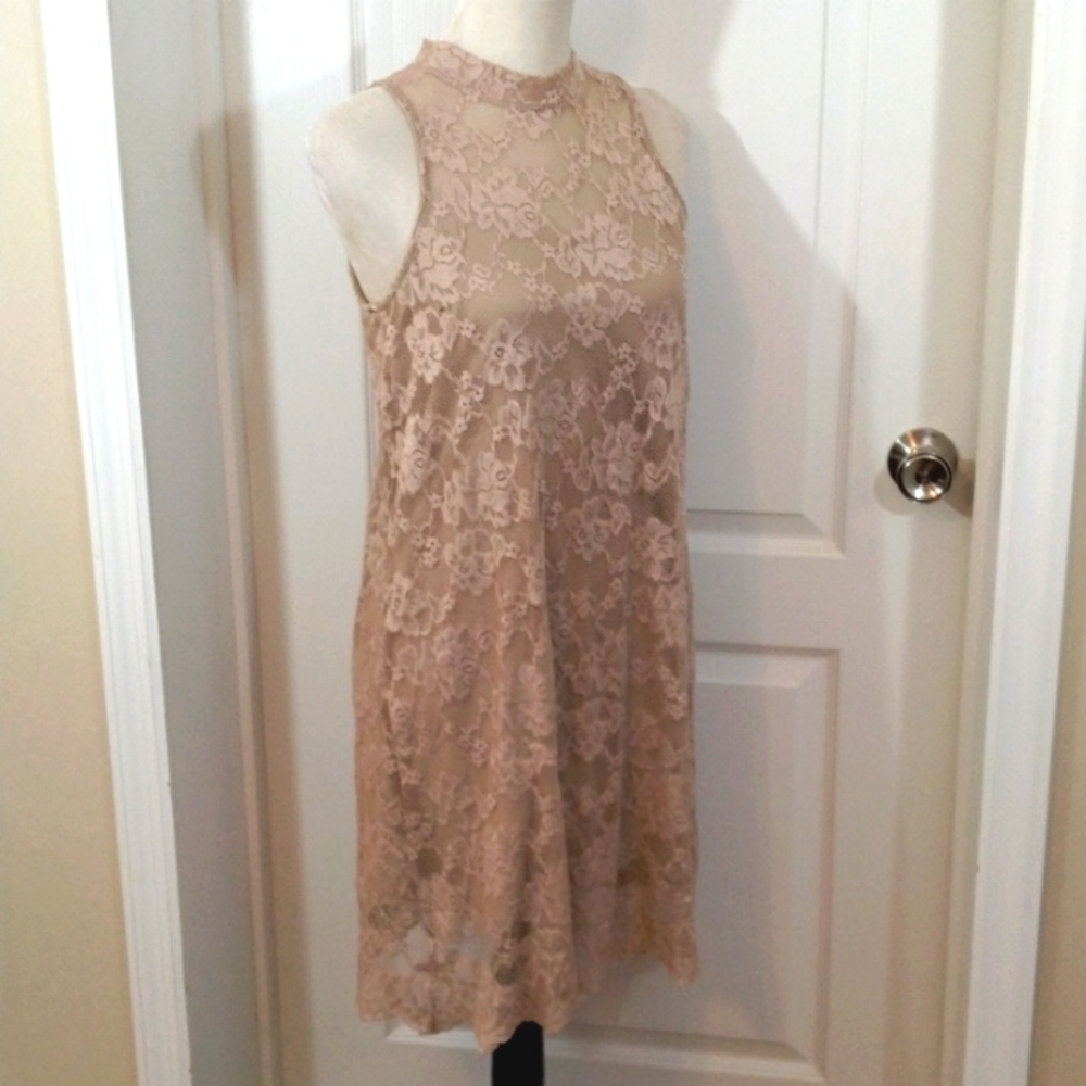 Love Fire Lace Dress - Picture 3 of 6